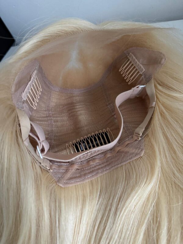 Ash Blonde Layered Luxe Wig