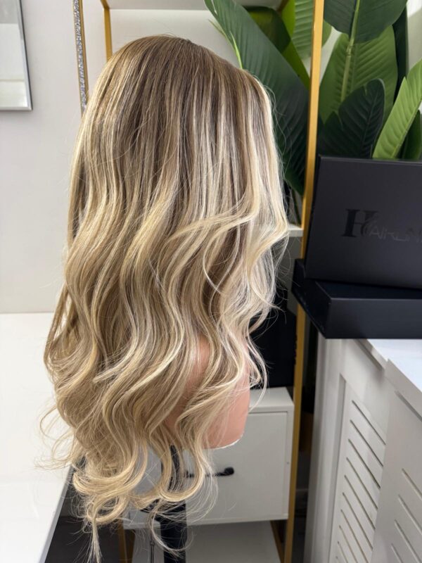 Ombre blonde wig