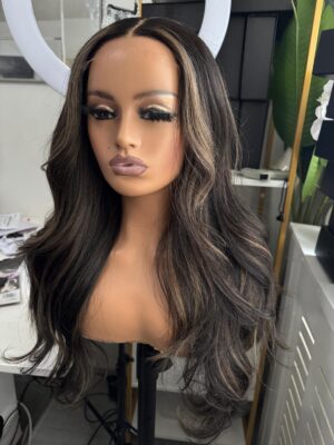 Ash Blonde Highlight wig