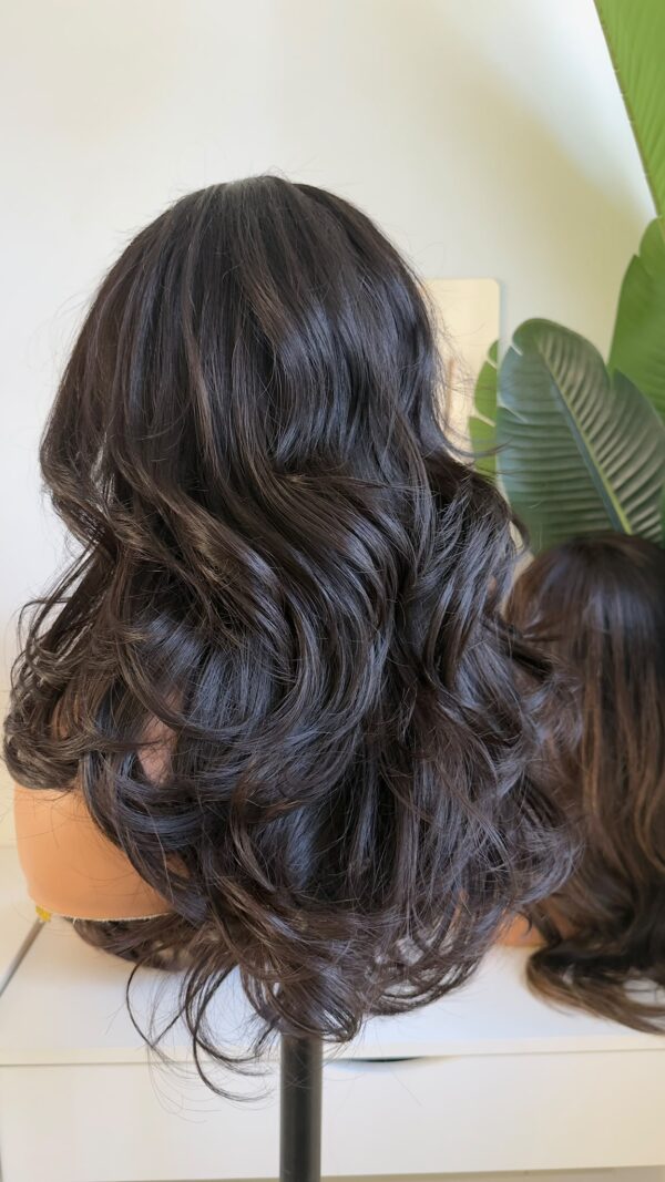 WhatsApp Image 2026-07-24 at 12.17.25 (10) 20" 6x6 Layered Natural Black Wig